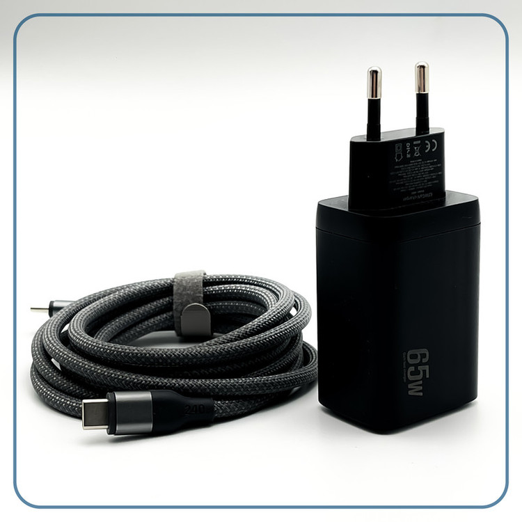 محصول نمونه تستی شارژر دیواری 65 وات 3 پورت وونک مدل PD65w به همراه کابل USB-C